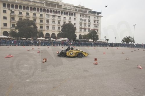 Σε πίστα της Formula 1 μετατράπηκε η πλατεία Αριστοτέλους [εικόνες] | iefimerida.gr 6