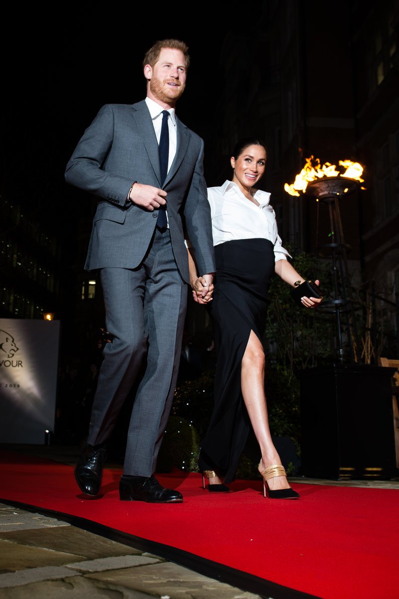 Η Μέγκαν Μαρκλ στο κόκκινο χαλί -Με οσκαρικό στιλ, εγκυμονούσας [εικόνες] | iefimerida.gr 3