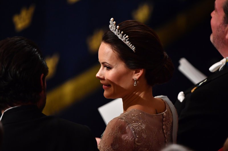 Η λαμπερή απονομή των Νόμπελ -Βασίλισσες, πριγκίπισσες και γκλαμ παρουσίες [εικόνες] | iefimerida.gr 8