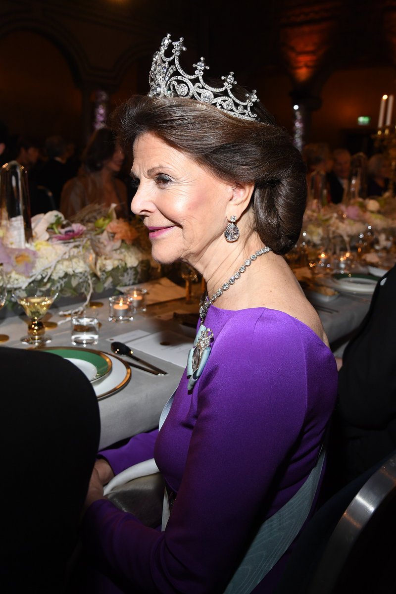 Η λαμπερή απονομή των Νόμπελ -Βασίλισσες, πριγκίπισσες και γκλαμ παρουσίες [εικόνες] | iefimerida.gr 3