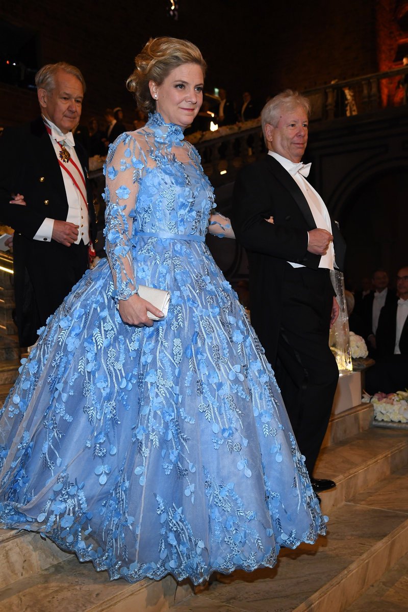 Η λαμπερή απονομή των Νόμπελ -Βασίλισσες, πριγκίπισσες και γκλαμ παρουσίες [εικόνες] | iefimerida.gr 11