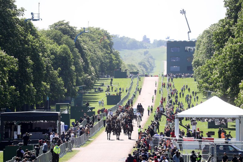 Χαμογελαστή Μέγκαν Μαρκλ, αγέλαστος πρίγκιπας Χάρι στην πρόβα γάμου -Μαζί τους Γουίλιαμ, Κέιτ [εικόνες] | iefimerida.gr 10