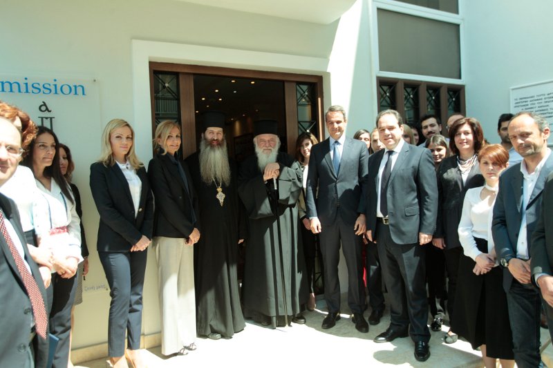 Ο Μητσοτάκης στην «Αποστολή» με τον Ιερώνυμο: Η ΝΔ δεν θα συναινέσει στον διαχωρισμό πολιτείας - Εκκλησίας | iefimerida.gr 5