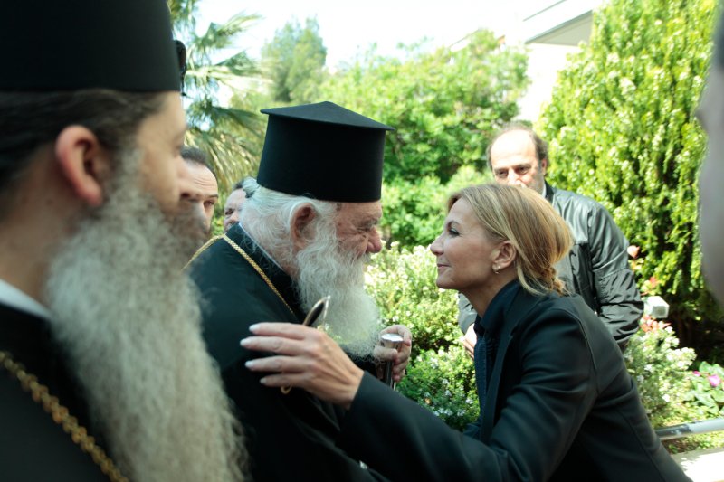Ο Μητσοτάκης στην «Αποστολή» με τον Ιερώνυμο: Η ΝΔ δεν θα συναινέσει στον διαχωρισμό πολιτείας - Εκκλησίας | iefimerida.gr 3