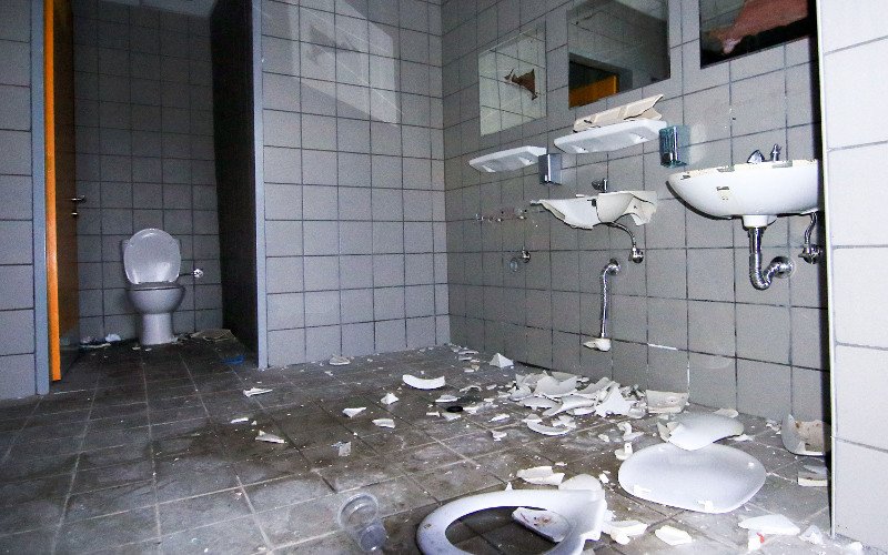 «Καμένη γη» το Πανθεσσαλικό Στάδιο - Δεν άφησαν τίποτα όρθιο οι χούλιγκανς [εικόνες] | iefimerida.gr 0