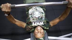 Η σούπερ γιαγιά από την Νέα Υόρκη που σηκώνει το διπλάσιο του βάρους της [εικόνες-βίντεο] | iefimerida.gr 2