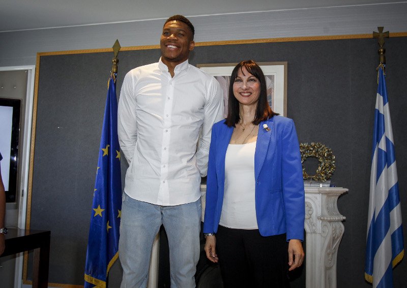 Ο Αντετοκούμπο πρεσβευτής του ελληνικού τουρισμού- «Είμαι υπερήφανος για την χώρα μου» [εικόνες & βίντεο] | iefimerida.gr 2