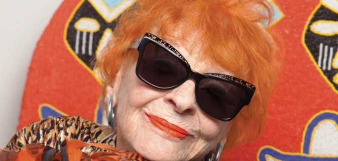 Η γιαγιά που κάνει θραύση με τις πόζες της [εικόνες] | iefimerida.gr 1