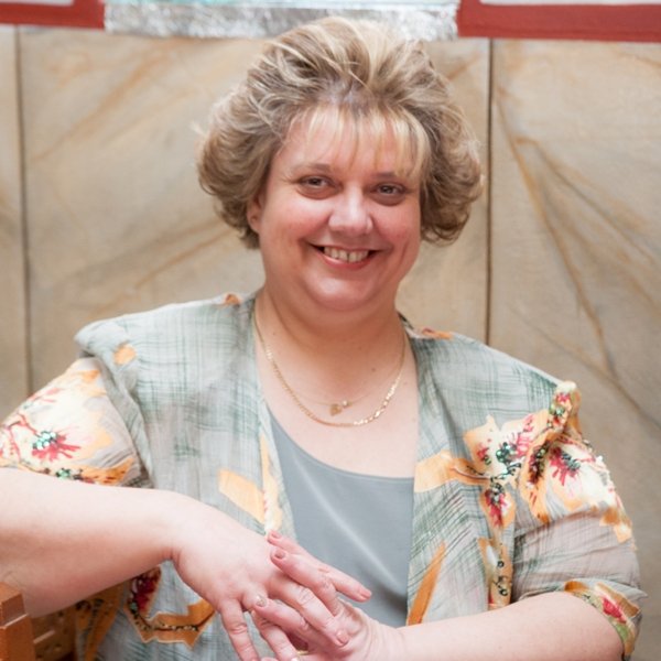 Γιαγιά με δύο εγγόνια μπήκε πρώτη στα ΤΕΙ  [εικόνα] | iefimerida.gr 0