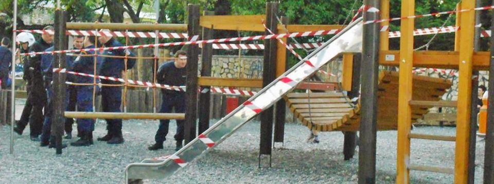 Τραγωδία στα Ιωάννινα: 5χρονος ακρωτηριάστηκε κάνοντας τσουλήθρα [εικόνες] | iefimerida.gr 0