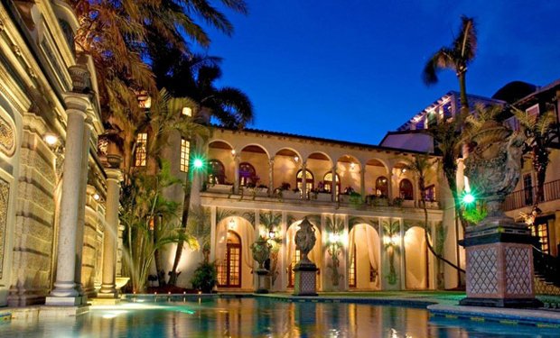 Ενα σπίτι που κόβει πραγματικά την ανάσα: Η βίλα του Βερζάτσε στο Μαϊάμι της Φλόριντα [εικόνες] | iefimerida.gr 9