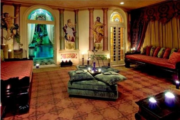 Ενα σπίτι που κόβει πραγματικά την ανάσα: Η βίλα του Βερζάτσε στο Μαϊάμι της Φλόριντα [εικόνες] | iefimerida.gr 10