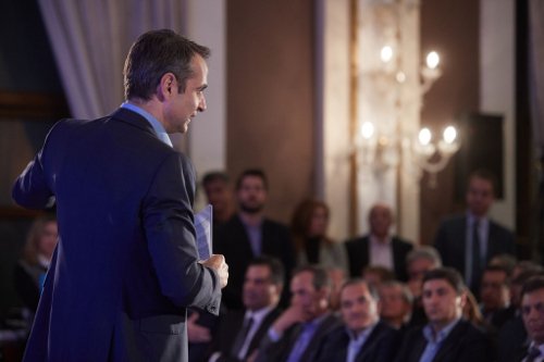 Μητσοτάκης στο Προσυνέδριο: Θα μειώσω τις ασφαλιστικές εισφορές -Ολα τα κοινωνικά μέτρα της ΝΔ | iefimerida.gr 0