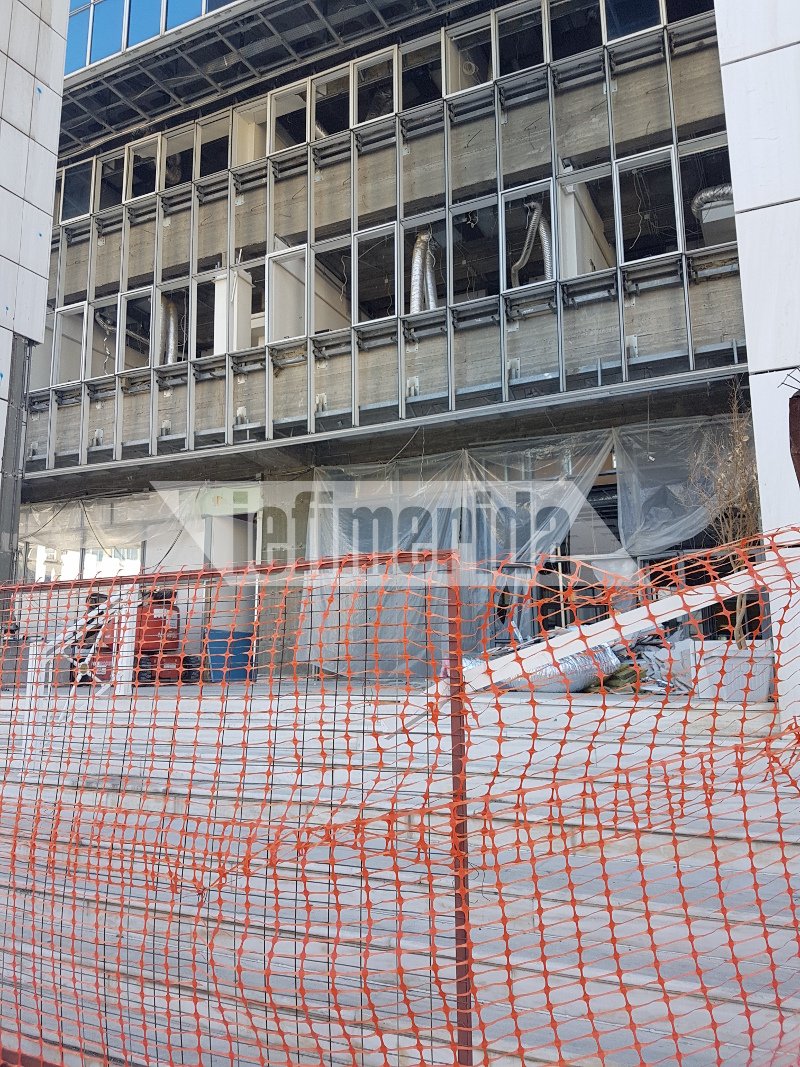  Γιαπί παραμένει το Εφετείο τρεις μήνες μετά τη βομβιστική επίθεση [εικόνες] | iefimerida.gr 1