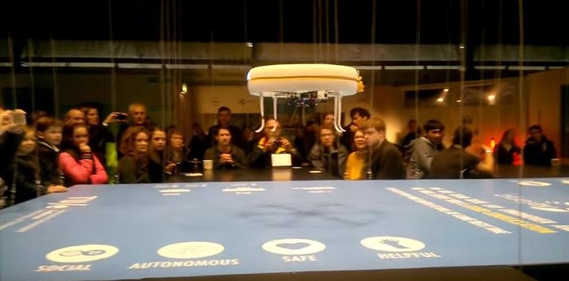 Ανοιξε το πρώτο καφέ που αντί για σερβιτόρους έχει... drones [εικόνες&βίντεο]  | iefimerida.gr 0