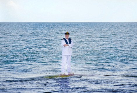 Το μεγαλύτερο κρουαζιερόπλοιο του κόσμου είναι πραγματικά γιγαντιαίο -Η φωτογραφία του καπετάνιου του στα ύφαλά του, που όμοια της δεν υπάρχει [εικόνες] | iefimerida.gr 2