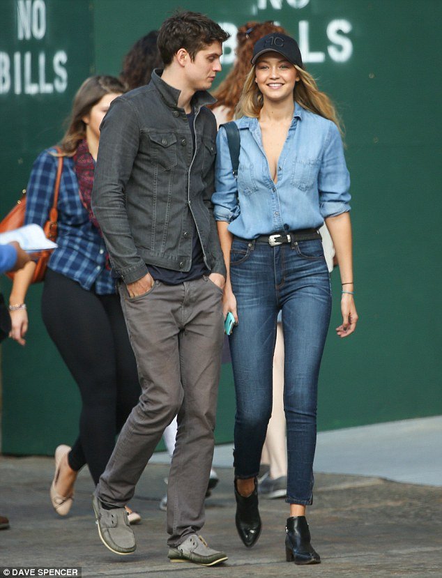 Γιατί όλες αντιγράφουν την Τζίτζι Χαντίντ -11 εμφανίσεις που μπορείς να κάνεις κι εσύ [εικόνες] | iefimerida.gr 10