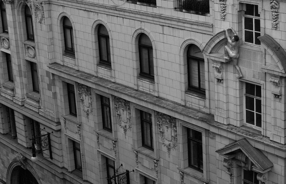 Γνωστός αθλητής γυμνός στους δρόμους του Λονδίνου- Προωθεί το αγαπημένο του σπορ[εικόνες] | iefimerida.gr 6