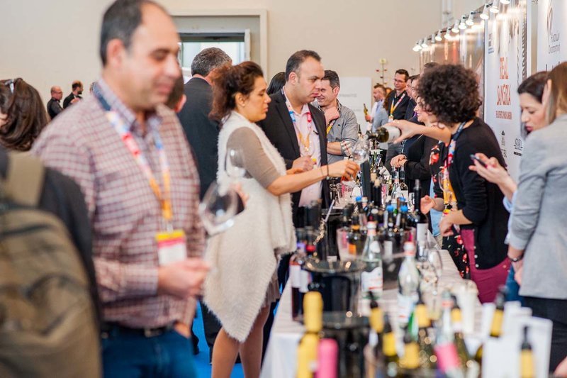 Οινόραμα 2019: «Η μεγαλύτερη έκθεση ελληνικών κρασιών στον κόσμο κλείνει φέτος 25 χρόνια» [εικόνες & βίντεο] | iefimerida.gr 0