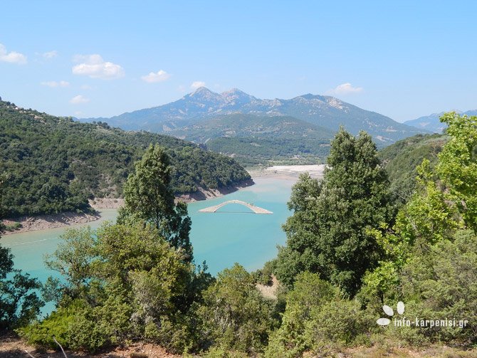 Ετοιμο να καταρρεύσει πετρόκτιστο γεφύρι 360 χρόνων στην Ευρυτανία [εικόνες] | iefimerida.gr 1