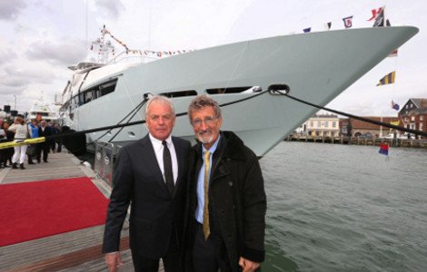 Σάστισαν όλοι -Το 46μετρο χλιδάτο γιοτ με το εξωτερικό τζακούζι και τη ντίσκο μεγιστάνα της Formula 1 [εικόνες]  | iefimerida.gr 1