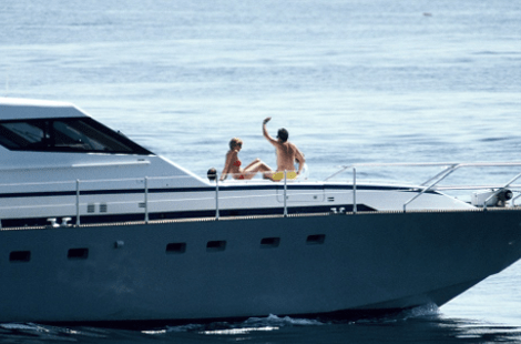 Πάνω σε αυτό το χλιδάτο γιοτ αποπλάνησε την Νταϊάνα ο βασιλιάς της Ισπανίας Χουάν Κάρλος [εικόνες] | iefimerida.gr 2