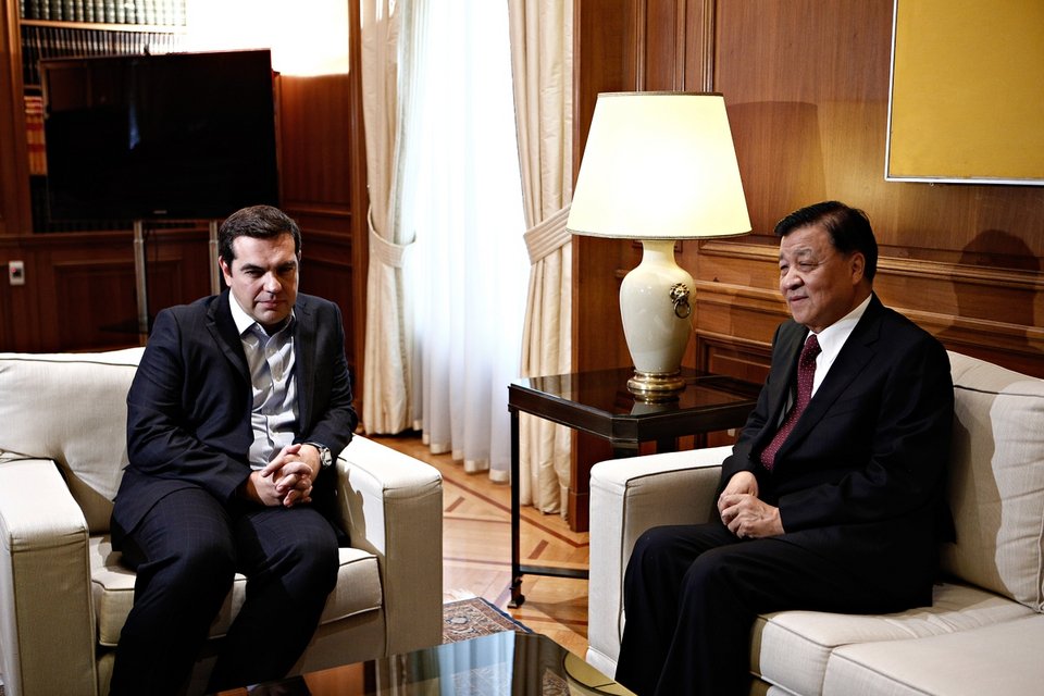 Τετ α τετ Τσίπρα-Γιουνσάν στο Μαξίμου -Συζήτησαν για συνεργασία σε νέους τομείς [εικόνες] | iefimerida.gr 0