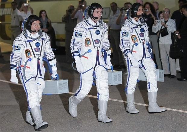 Στην Κρήτη για αποκατάσταση διάσημος κοσμοναύτης -Γιατί επέλεξε το ελληνικό νησί [εικόνες] | iefimerida.gr 2