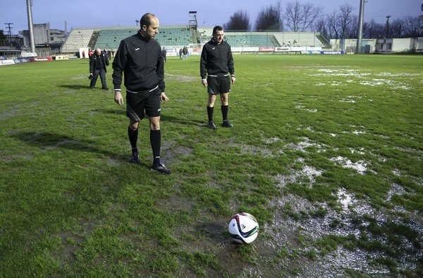 Αναβλήθηκε το Πανθρακικός-Ολυμπιακός- Θα οριστεί νέα ημερομηνία εικόνες] | iefimerida.gr 2
