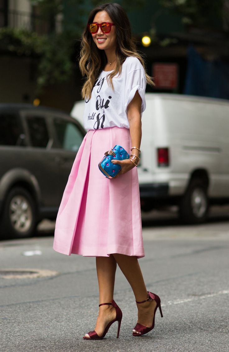 Το ροζ ταιριάζει σε όλες: Πώς να το φορέσεις για να μη μοιάζεις με barbie -5 τρόποι [εικόνες] | iefimerida.gr 12