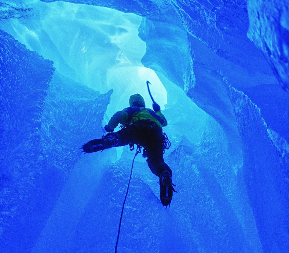 Παγωμένη ομορφιά -Στα άδυτα παγετώνα στην Αλάσκα [εικόνες] | iefimerida.gr 5