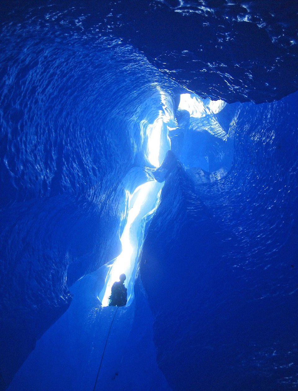 Παγωμένη ομορφιά -Στα άδυτα παγετώνα στην Αλάσκα [εικόνες] | iefimerida.gr 8