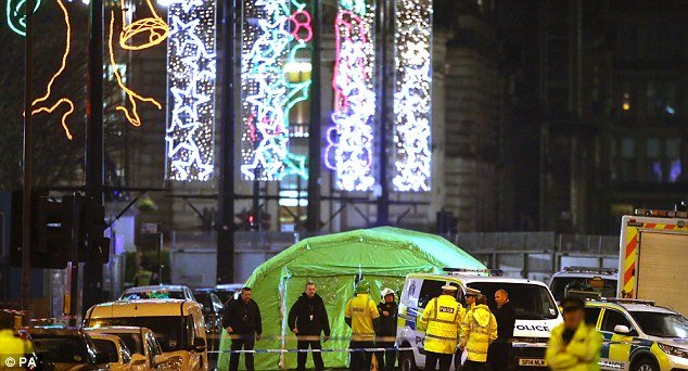 Τραγωδία στη Γλασκώβη: Απορριμματοφόρο παρέσυρε και σκότωσε 6 ανθρώπους -Οι 3 ήταν συγγενείς [εικόνες & βίντεο] | iefimerida.gr 2