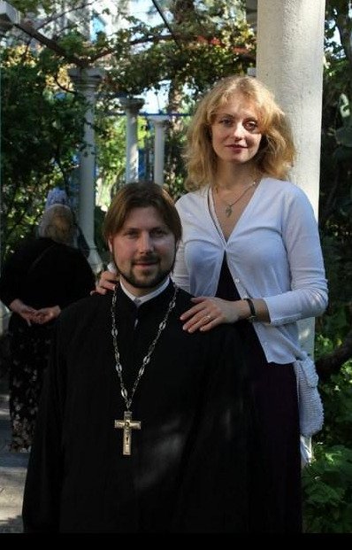 Ρώσος ιερέας ένοχος για σεξουαλική κακοποίηση 3 ανήλικων κοριτσιών σε Ρωσία και Ελλάδα [εικόνες] | iefimerida.gr 1