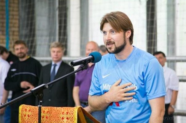 Ρώσος ιερέας ένοχος για σεξουαλική κακοποίηση 3 ανήλικων κοριτσιών σε Ρωσία και Ελλάδα [εικόνες] | iefimerida.gr 0