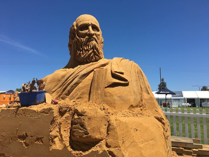 Πόλη της Αυστραλίας μετατρέπεται μία φορά τον χρόνο σε... Μοναστηράκι [εικόνες] | iefimerida.gr 6