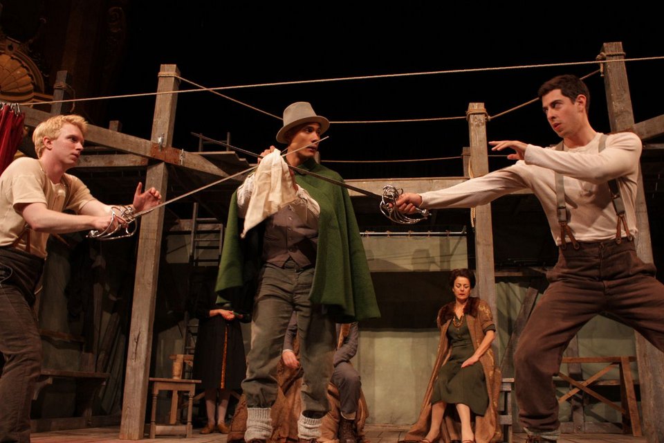 Ο φοβερός «Άμλετ» του ιστορικού σαιξπηρικού θιάσου Globe Theatre για μία βραδιά στην Αθήνα [εικόνες] | iefimerida.gr 3