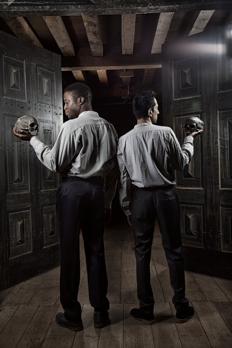 Ο φοβερός «Άμλετ» του ιστορικού σαιξπηρικού θιάσου Globe Theatre για μία βραδιά στην Αθήνα [εικόνες] | iefimerida.gr 4