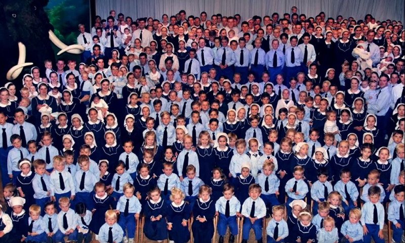 Στα άδυτα της μυστικής αίρεσης Gloriavale που κακοποιούν ανήλικες [εικόνες & βίντεο] | iefimerida.gr 1