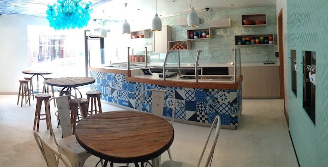 Το ελληνικό γιαουρτάδικο του Μπέβερλι Χιλς που έχει γίνει ένα από τα αγαπημένα στέκια της πόλης [εικόνες]  | iefimerida.gr 1