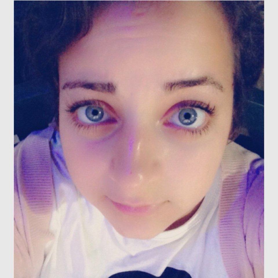 Η 16χρονη από την Παλαιστίνη που ήδη έχει ζήσει τρεις πολέμους τουιτάρει και φωνάζει ότι «είναι αρκετοί» [εικόνες] | iefimerida.gr 3