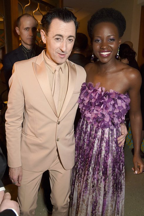 Χλιδή, ομορφιά και... «χουφτώματα» -Ολες οι αδιάκριτες φωτογραφίες από τα πάρτι μετά τις Χρυσές Σφαίρες [εικόνες] | iefimerida.gr 6