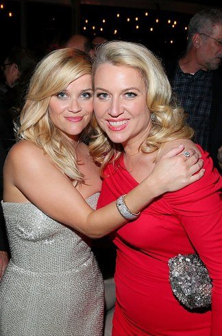 Χλιδή, ομορφιά και... «χουφτώματα» -Ολες οι αδιάκριτες φωτογραφίες από τα πάρτι μετά τις Χρυσές Σφαίρες [εικόνες] | iefimerida.gr 7