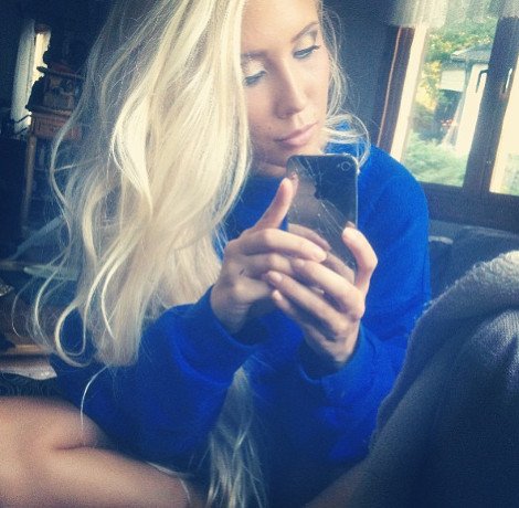 Με αυτή τη θεά ξανθιά Σουηδέζα απάτησε ο Κούτσερ την Μίλα Κούνις -Εδωσε φωτογραφία από τη νύχτα πάθους που πέρασαν [εικόνες] | iefimerida.gr 11