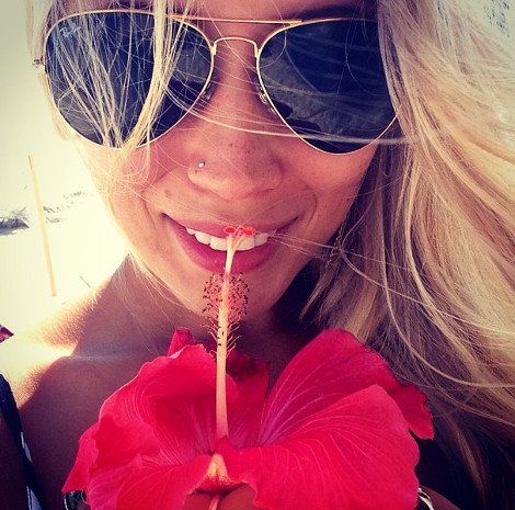 Με αυτή τη θεά ξανθιά Σουηδέζα απάτησε ο Κούτσερ την Μίλα Κούνις -Εδωσε φωτογραφία από τη νύχτα πάθους που πέρασαν [εικόνες] | iefimerida.gr 14