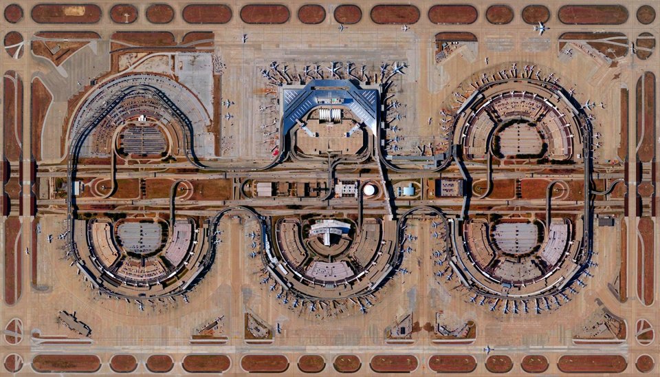 Ο πλανήτης από ψηλά -Λιμάνια, αεροδρόμια και βιομηχανικές ζώνες σαν πίνακες ζωγραφικής [εικόνες] | iefimerida.gr 2