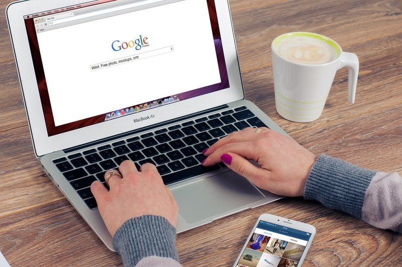 Η Google θα δώσει 300 εκατ. δολάρια για την καταπολέμηση των fake news | iefimerida.gr 1