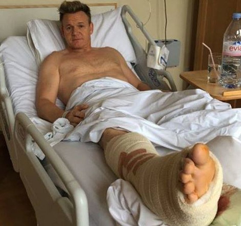 Το ατύχημα του σεφ Γκόρντον Ράμσεϊ -Μπανταρισμένος στο χειρουργείο [εικόνες] | iefimerida.gr 0