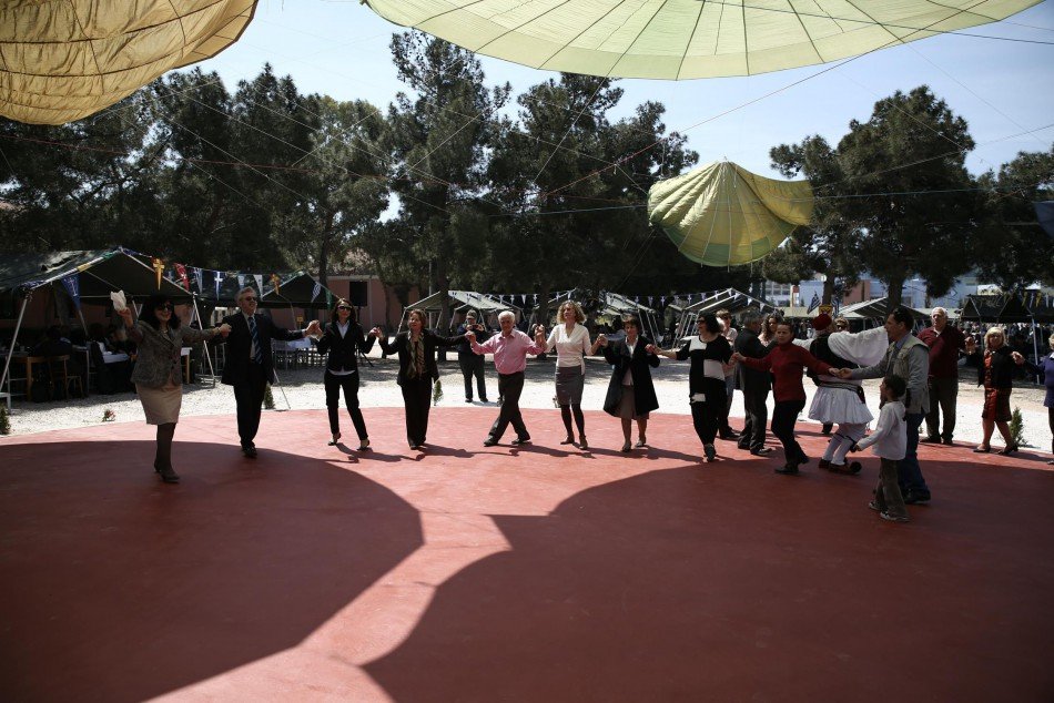 13 φωτογραφίες από το πασχαλινό γλέντι του Πάνου Καμμένου [εικόνες] | iefimerida.gr 5