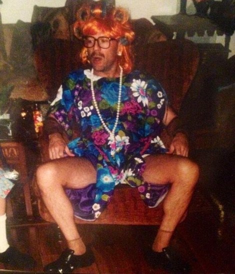 Η κόρη πασίγνωστου ηθοποιού τον «ξεμπροστιάζει»-Αποκαλύπτει τη ...γυναικεία φύση του [εικόνες]  | iefimerida.gr 0